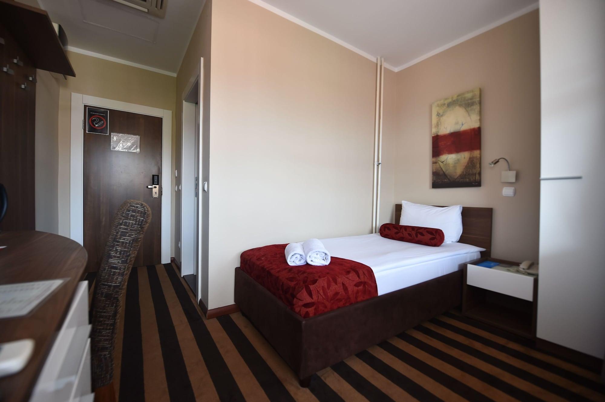 Balkan Hotel Garni Belgrad Exterior foto