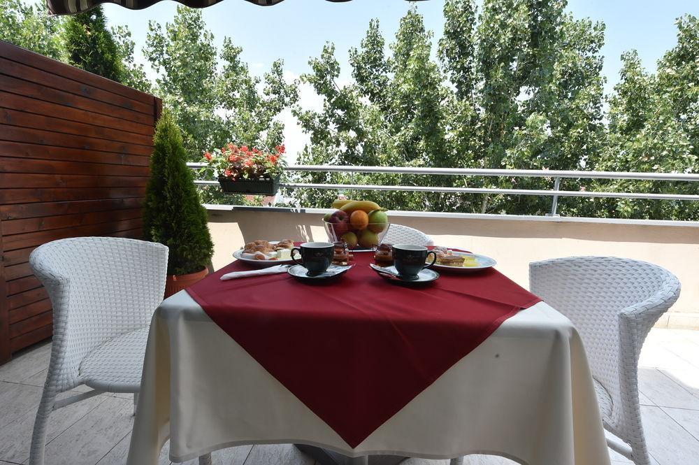 Balkan Hotel Garni Belgrad Exterior foto