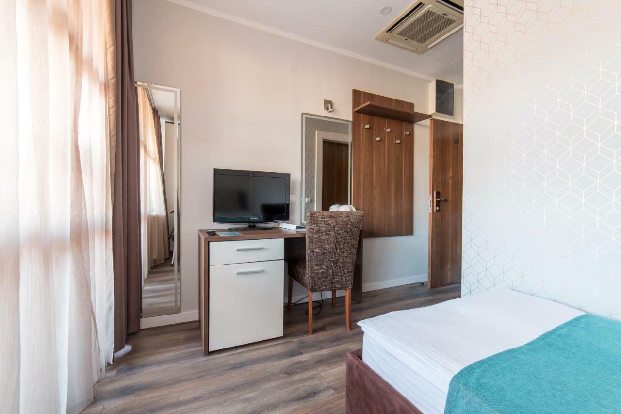 Balkan Hotel Garni Belgrad Exterior foto
